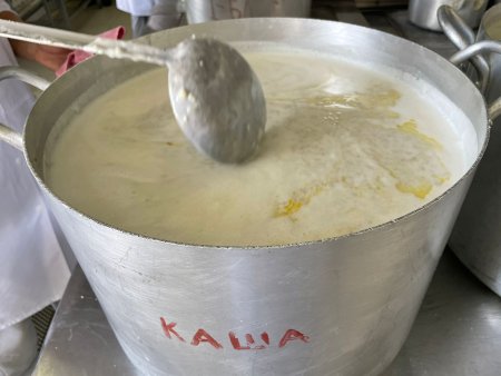 Асханадағы тамақтың сапасы күнде тексеріліп отырады.